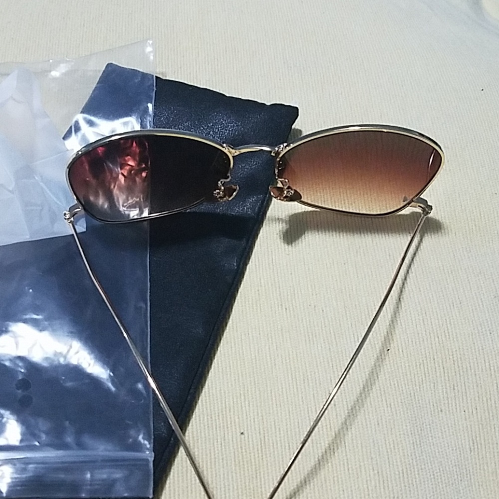 Shades..Sojos